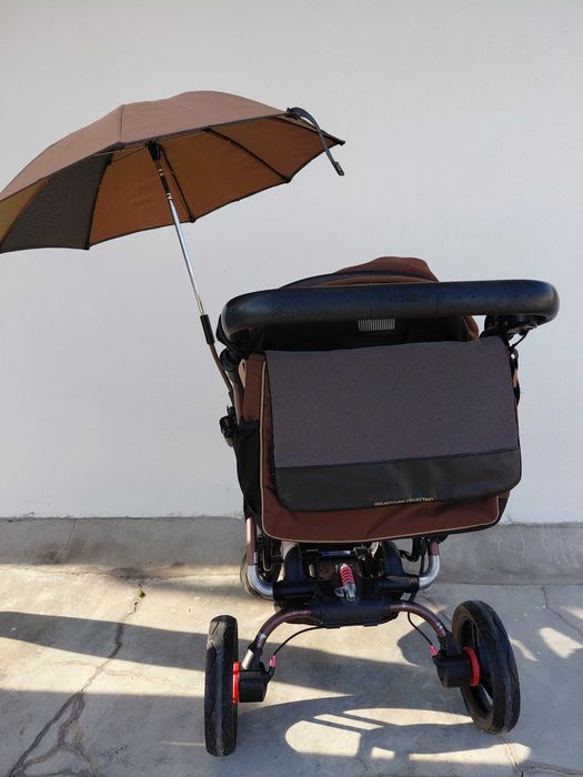 Carrinho Jané Rider + ovo Strata + base isofix 2015