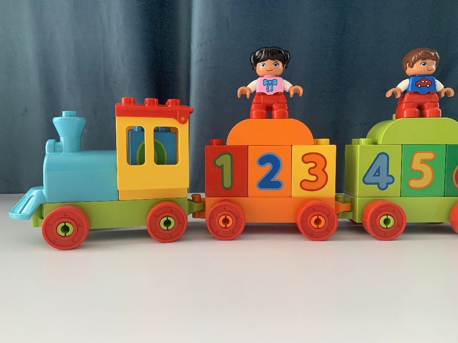 Lego duplo потяг з цифрами