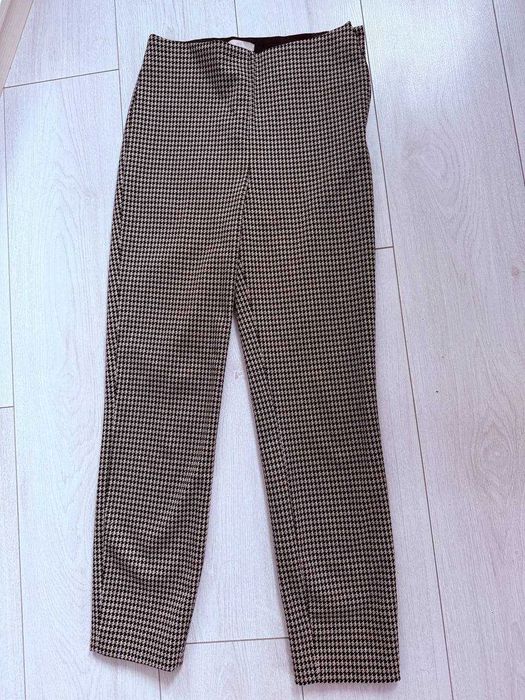 Стильні брюки H&M