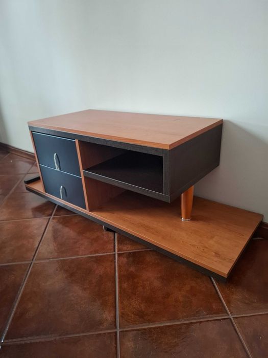 Mesa de centro com rodas
