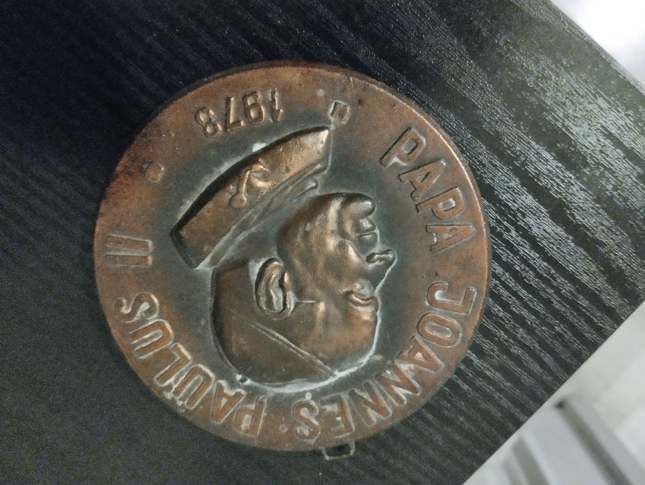 Kolekcjonerska z wizerunkiem Jana Pawła 2