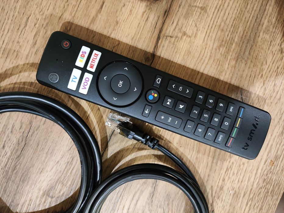 TV SMART 4K BOX - AndroidTV 11, dekoder DVBT2 HEVC