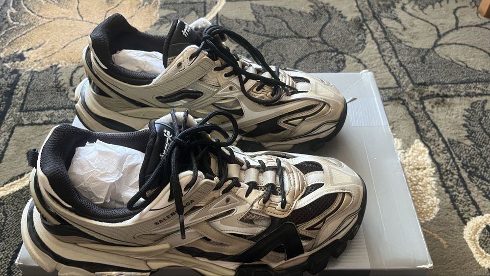 Balenciaga Track 2 Beige/Black