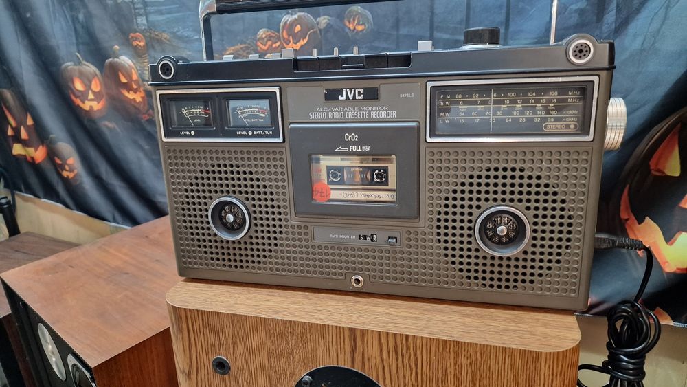 JVC 9475LD  Magnetofon z Radiem bumbox