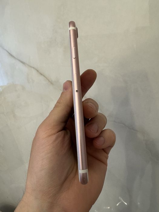IPhone 7 32 gb rose gold