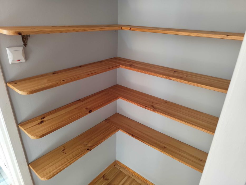 Komplet półek drewnianych