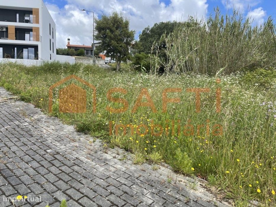 Terreno de 790 m² em Leiria para construir
