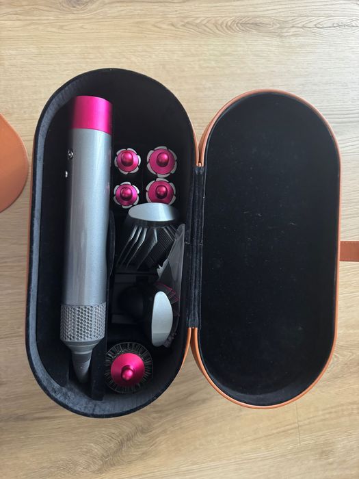 Продам стайлер Dyson airwrap complete