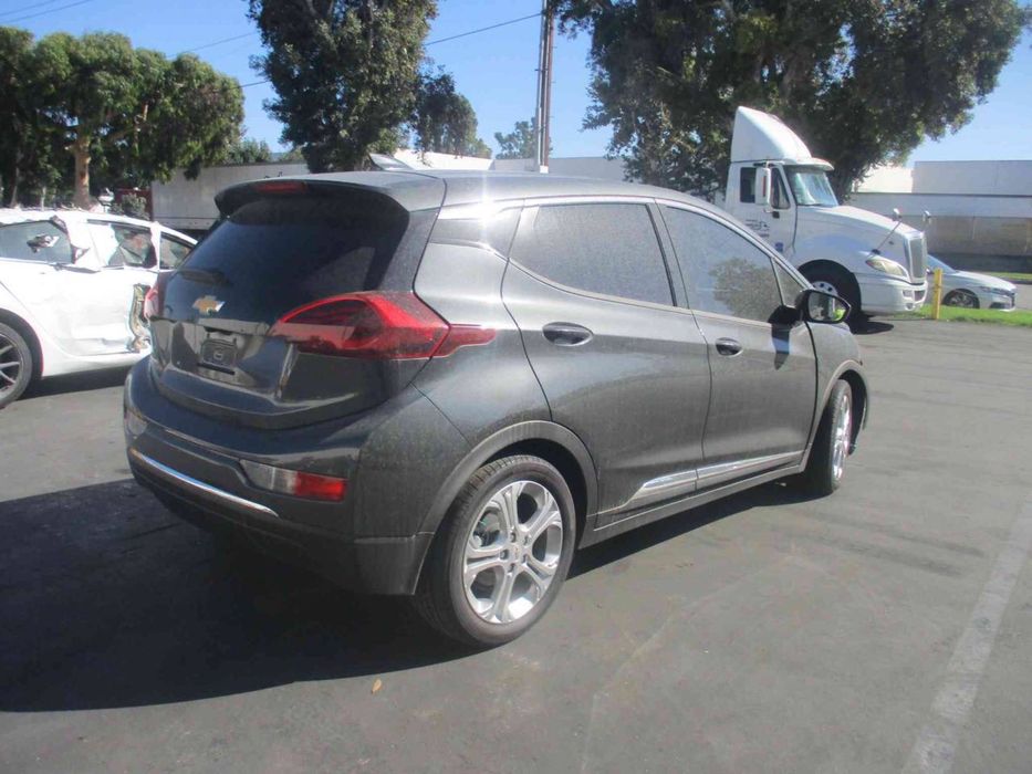 Разборка 17-23 год EUV EV Шевроле Болт бампер, двері, фара, ляда