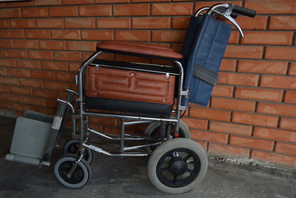 Каталка   -  коляска Invacare