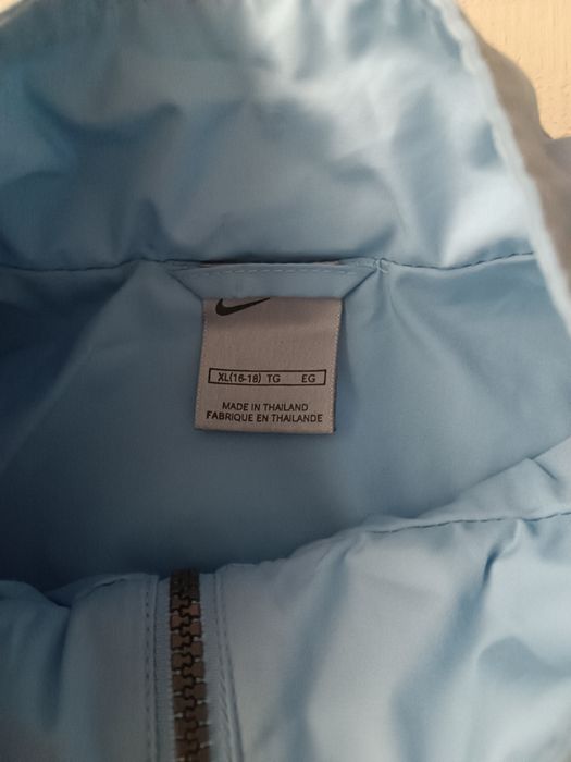 Cienka kurtka Nike
