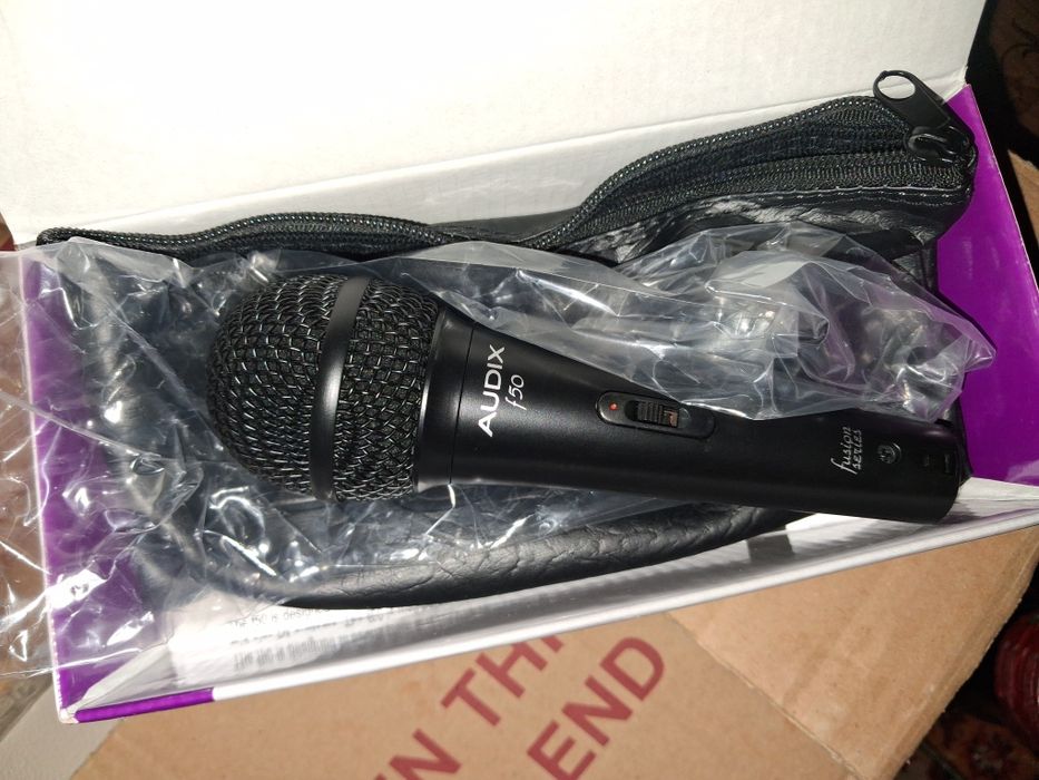 --Микрофон AUDIX F50S, кабель и стойка