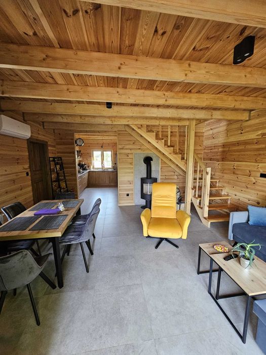 Mazury domek  linia brzegowa jezioro Kalwa Willa Sosenka pomost  łódka