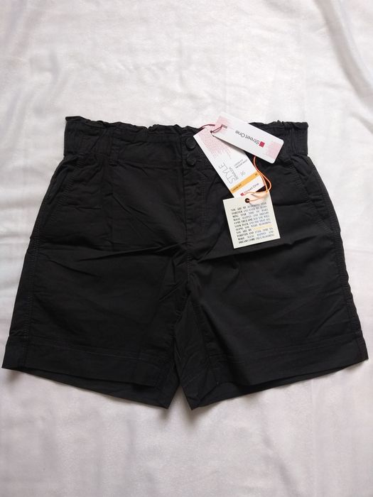 Шорти бермуди жіночі