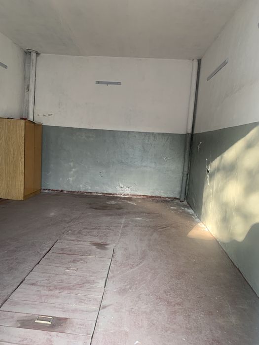 Продам гараж у Комунарському районі