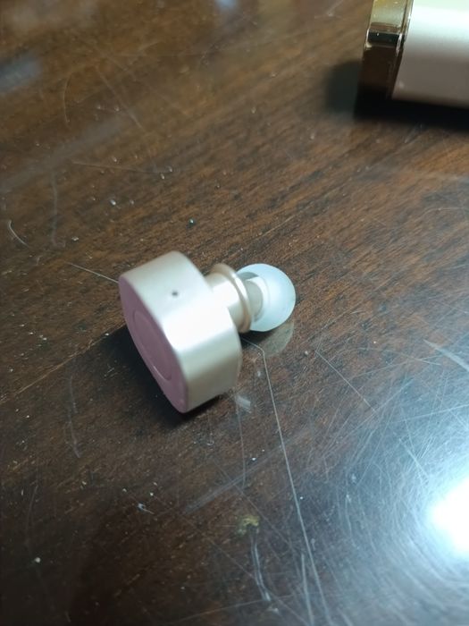 Bluetooth earphone and mini power bank64585881209729121