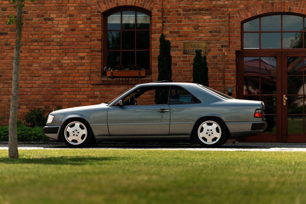 Mercedes-Benz W124