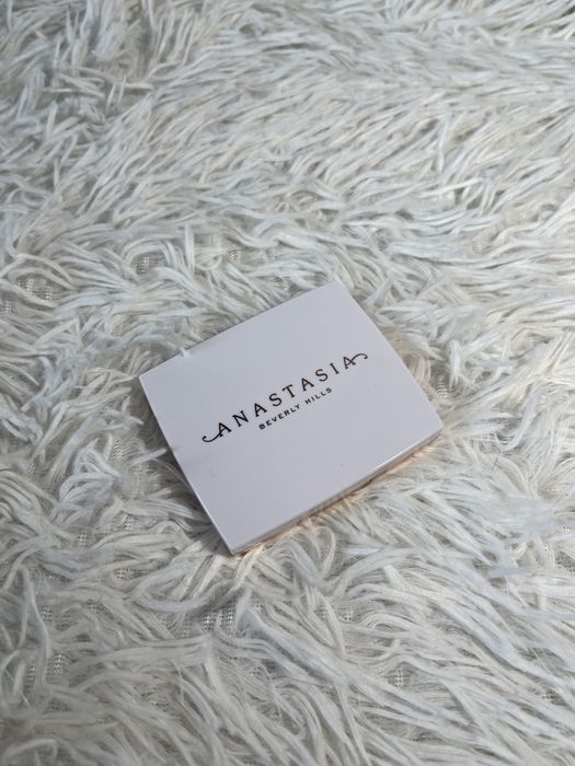 Rozswietlacz anastasia beverly hills
