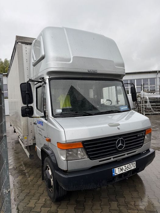Mercedes-Benz Vario 816 D  Firanka z burtami i dachem przesuwnym, winda, kabina , webasto