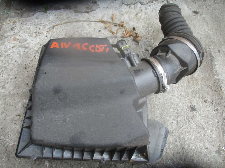 Opel Astra IV J LIFT 1.6 cdti obudowa filtra powietrza kompletna