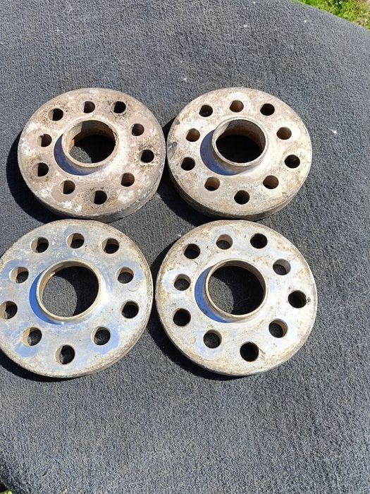 Поставки виліт коліс Audi