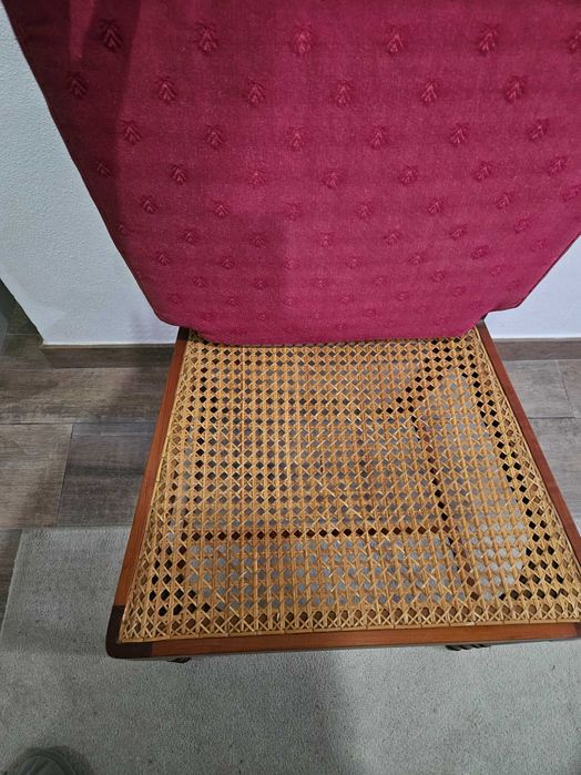 4 Cadeiras com almofadas64343235606787123