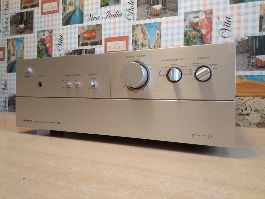 Мощный винтажный Hitachi HA-7700,2×110Вт,АССОРТИМЕНТ,гарантия!