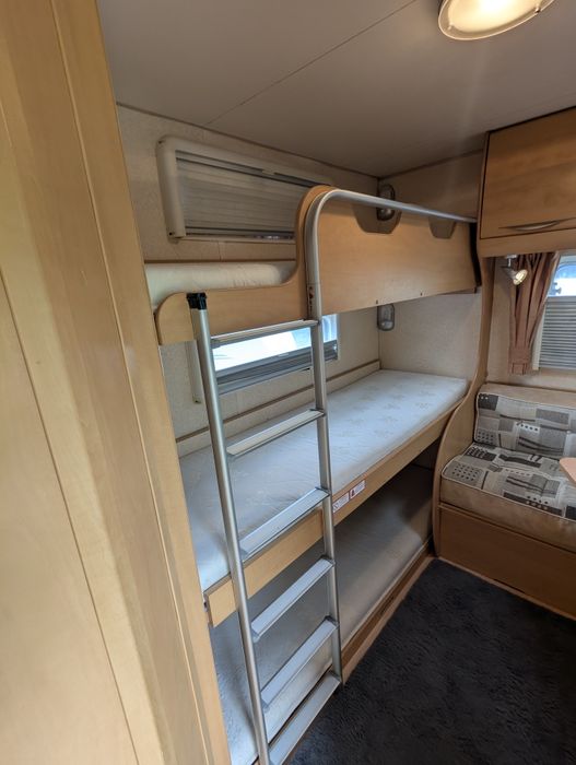 Caravana/ Rodado Duplo / 6 pessoas/levo ao local