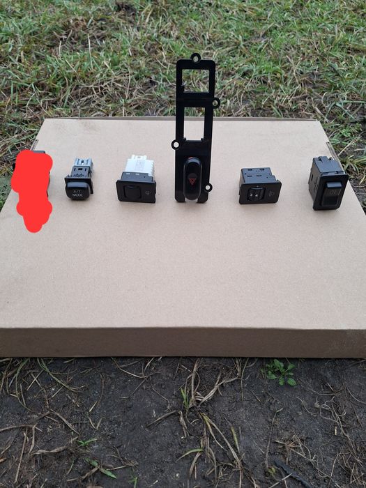 Кнопки для Митсубиси Паджеро Спорт 1