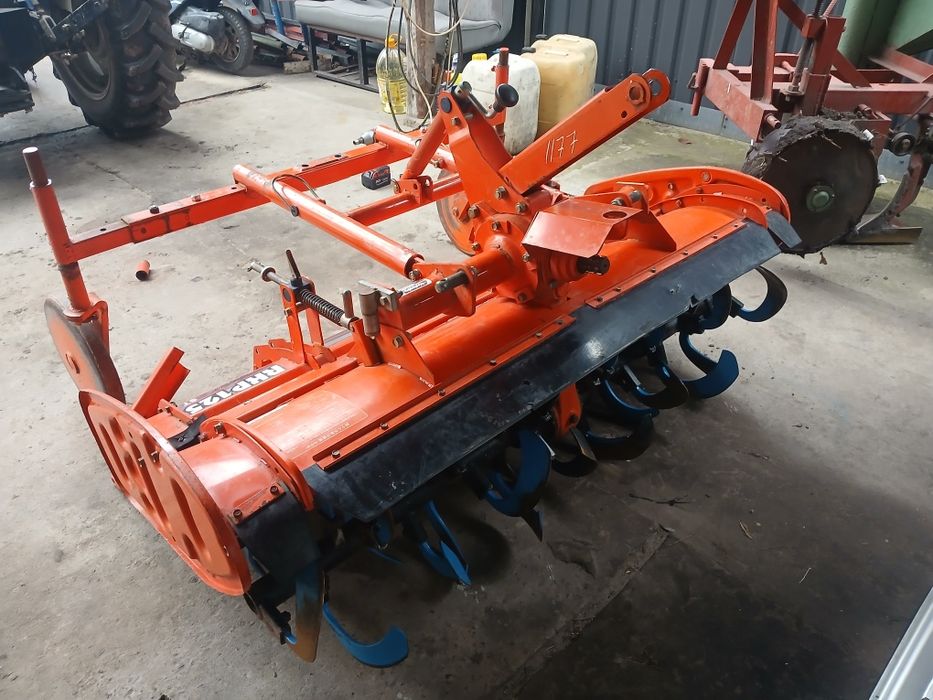 Грунтофреза японська