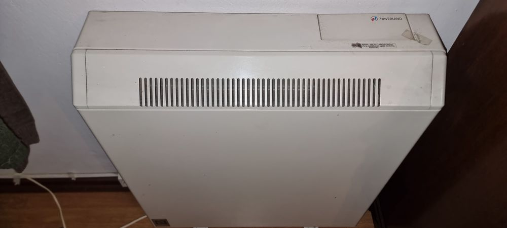 2 Aquecedores/ acumuladores de calor Haverland