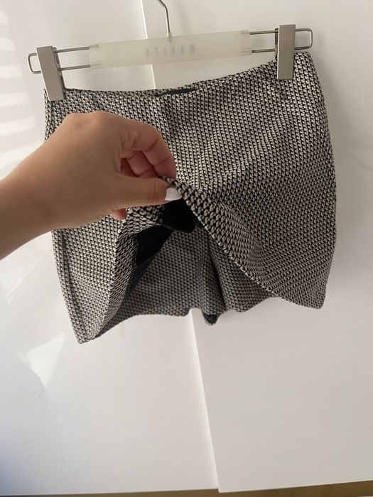 Spódnico- spodenki marki zara rozmiar s