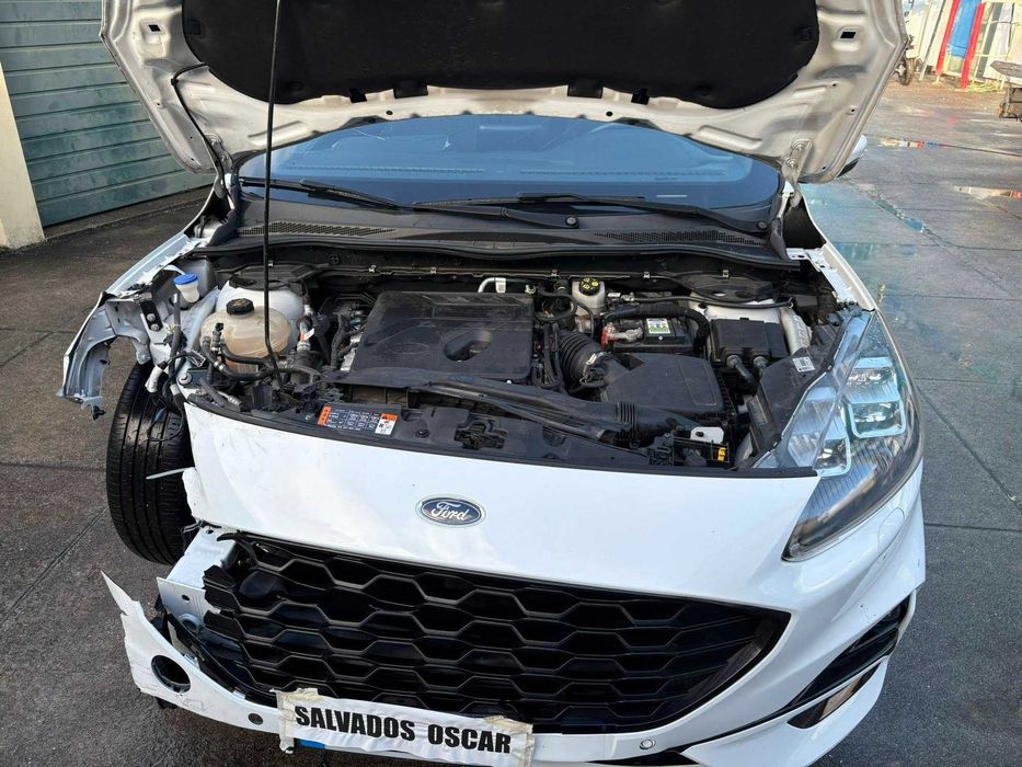 FORD KUGA 1.5 Ecoboost ST-LINE Gasolina