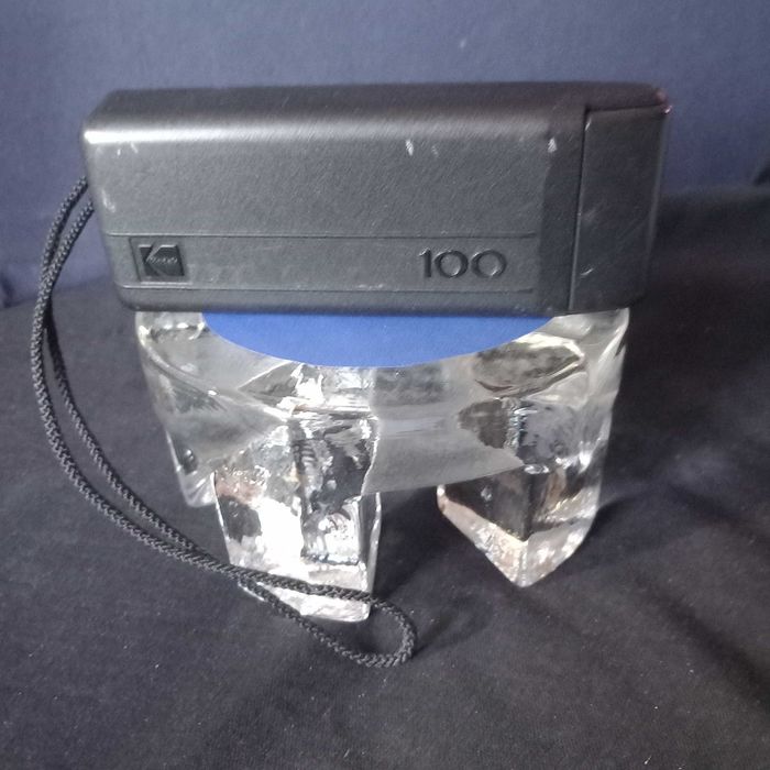 Máquina fotográfica Kodak Ektra 100