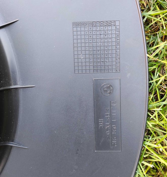 Osłona wkład plastik koła zapasowego BMW E46