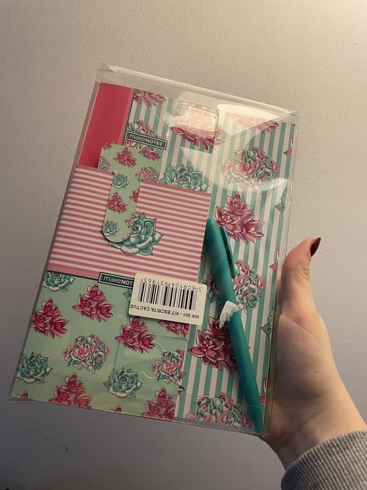 Conjunto material escolar