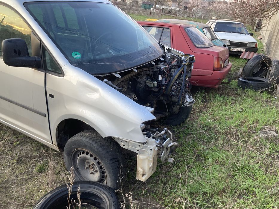 Caddy 1.6 2005 після дтп