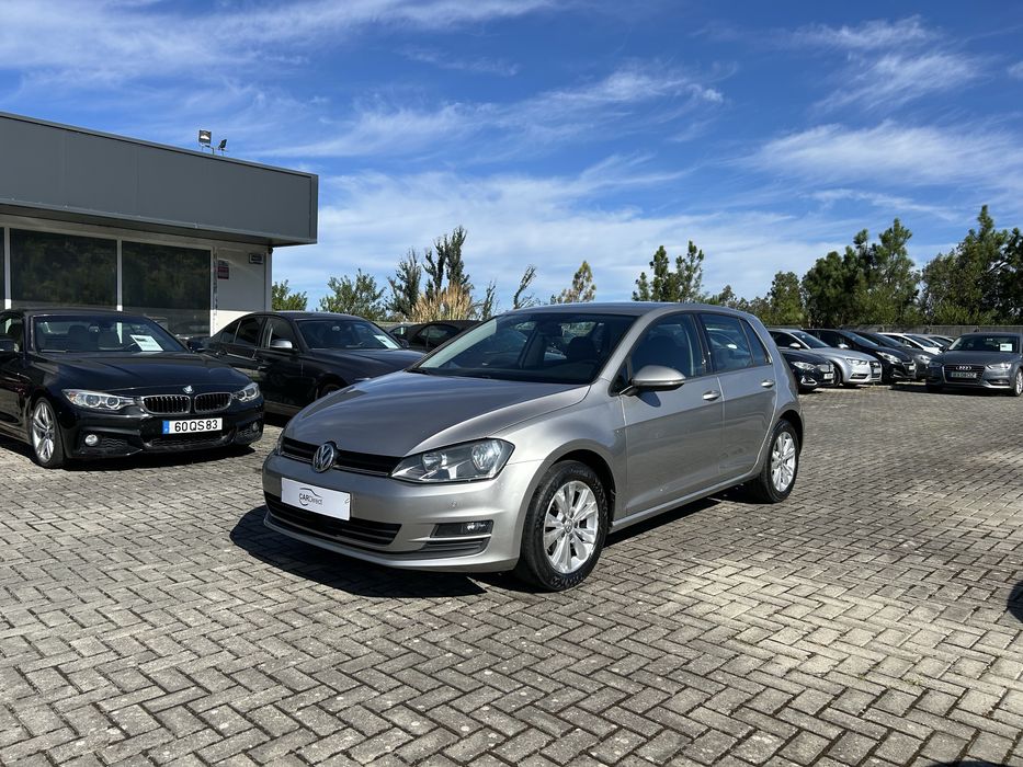 VW Golf 1.6 TDI - caixa Auto DSG