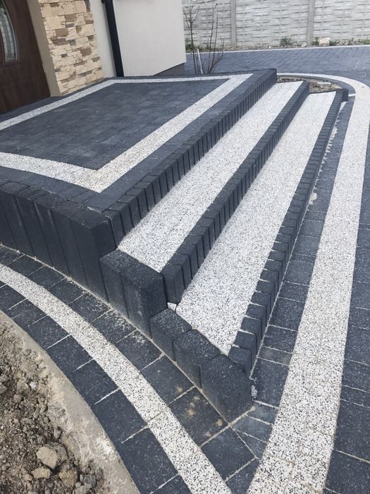 Kompleksowe  układanie kostki brukowej