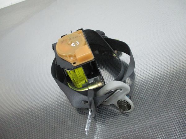 Cinto frente direito MAZDA 6 Hatchback (GG)