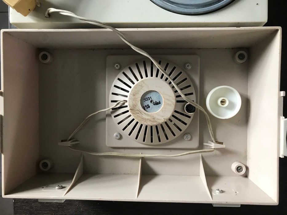 Radiola gira disco raro portátil raro