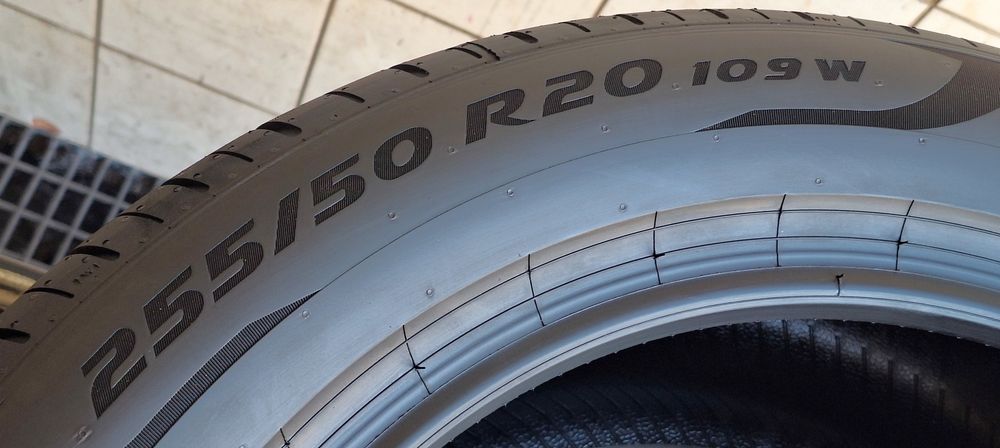 1x 255/50R20 Pirelli PZero TM PZ4 25r B/A/70dB 3 lata gwar. 560zł/szt