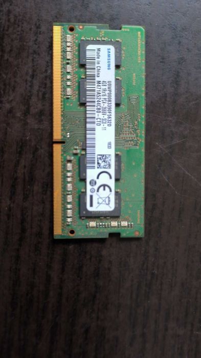 Оперативна пам'ять для ноутбука SODIMM Samsung DDR4 4Gb