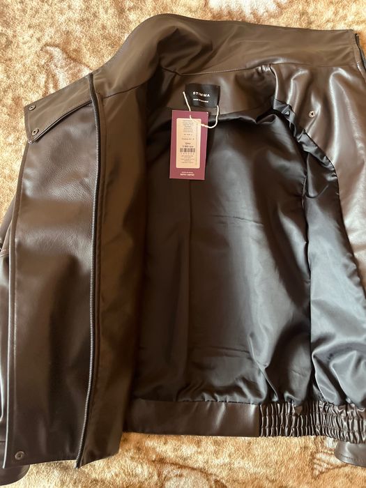 Куртка-бомбер в стилі ZARA