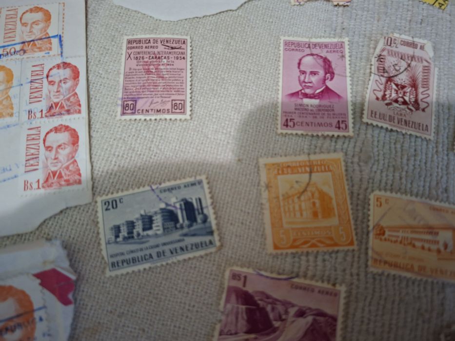 29 selos antigos da Venezuela