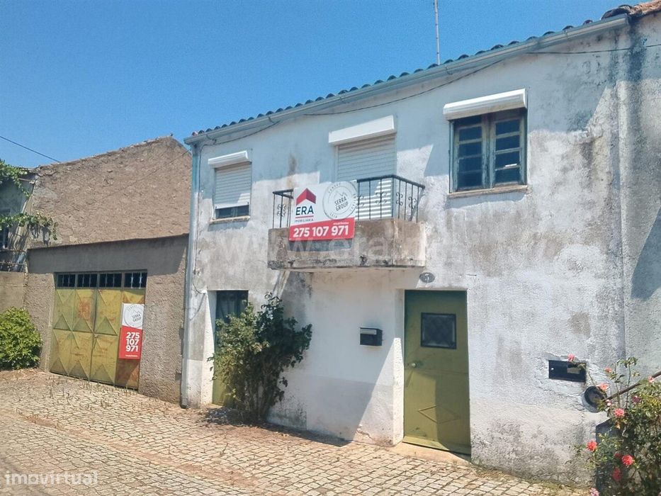Moradia em Banda T3 / Fundão, Carvalhal