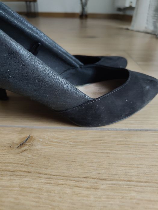 Buty na obcasie czarne