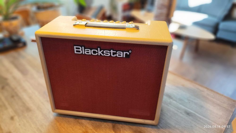 Blackstar Debut 50R - wzmacniacz gitarowy combo 50W