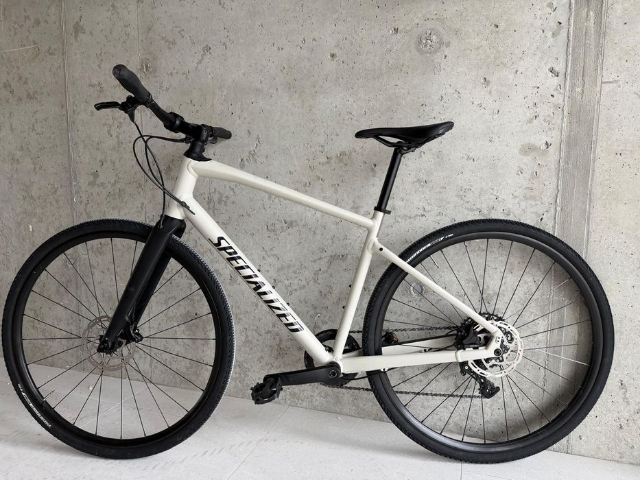 Specialized Sirrus X 4.0 z amortyzatorem Future Shock -rozmiar M 
cena 4600