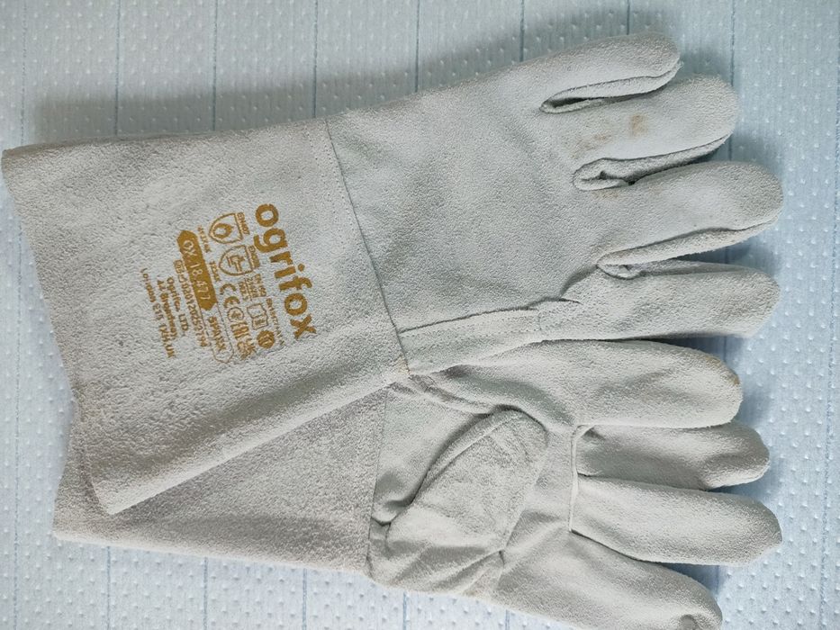 Перчатки сварщика